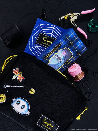 Coraline X Beauty Creations - Cosmetiquera - Threadful