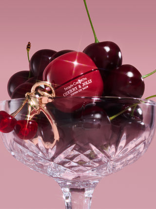 Beauty Creations XMAS - Llavero Balsamo Labial Con Color - Cherry & Jolly