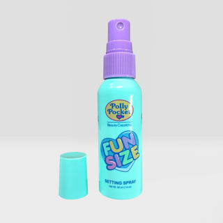 Polly Pocket X Beauty Creations - Set de Paleta de Sombras, Spray Fijador Y Rubor - Here Comes The Fun