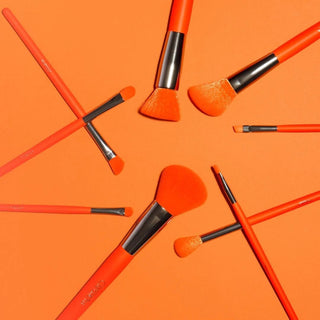 BCC Backup-Cosmetics-Beauty Creations - Brush Set Naranja Neón - Set De Brochas 24 Pzas-B24NO